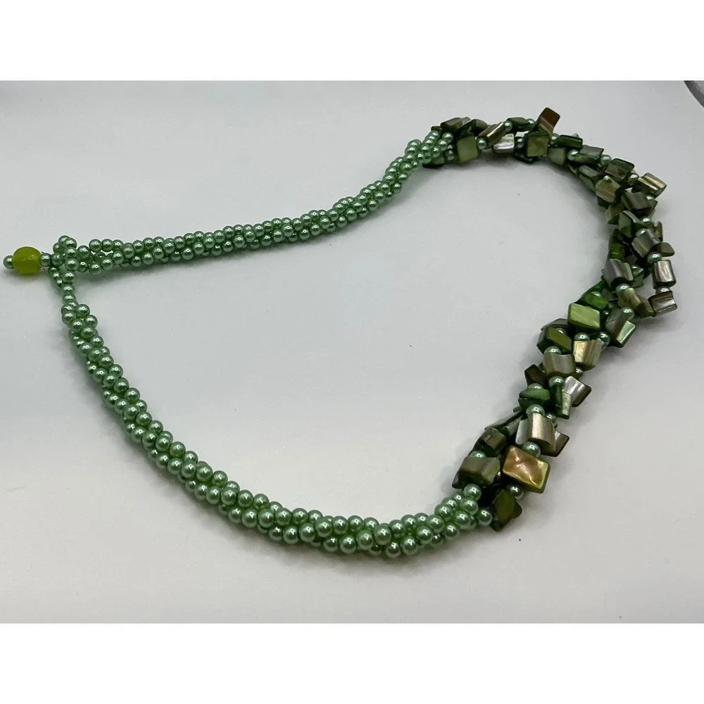 Vintage-Inspired Beautiful Green‎ Beaded Layered 23